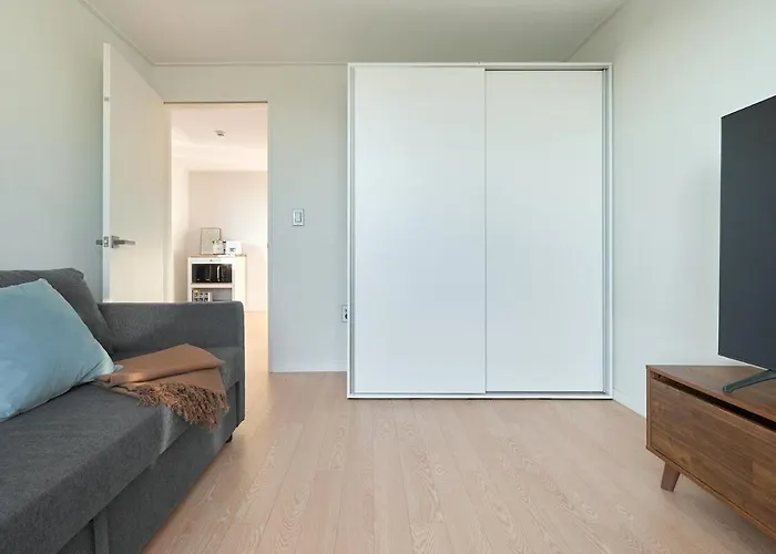 Appartement Newly Built, Quiet 2br, 10min Walk To Stn *